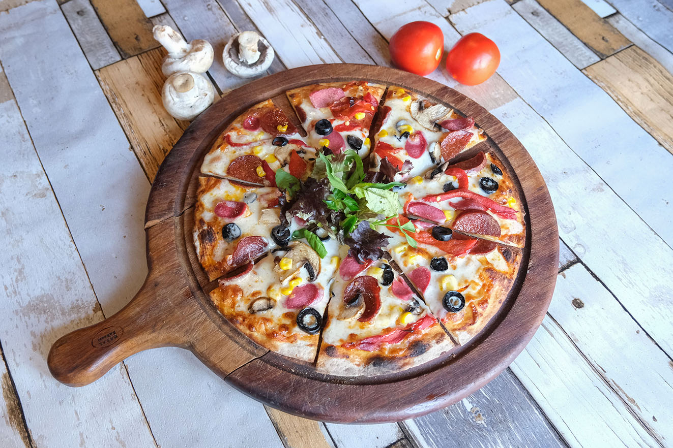 Alla Turca (Karışık Pizza)