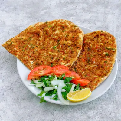 Lahmacun + Kaşar