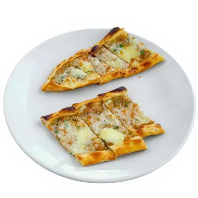 Kıymalı Kaşarlı Pide