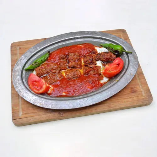 Alinazik Kebap (Et Şişten)