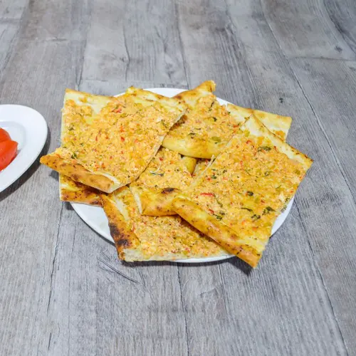 Maydanozlu Peynirli Pide