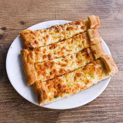 Tavuklu Kaşarlı Açık Pide