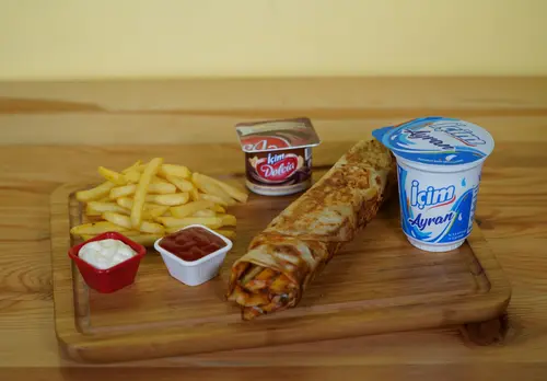 Hatay Usulu Tavuk Döner Menü