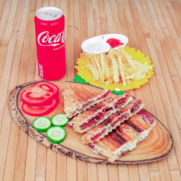 Yarım Ekmek Mix Tost Menü