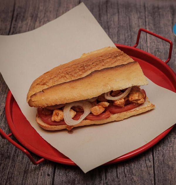 Ekmek Arası Tavuk Sote