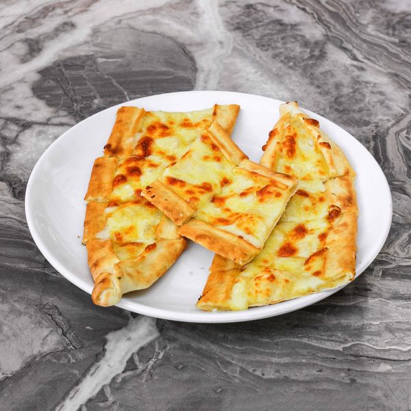Peynirli Pide