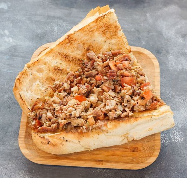 Ekmek Arası Dana Kokoreç