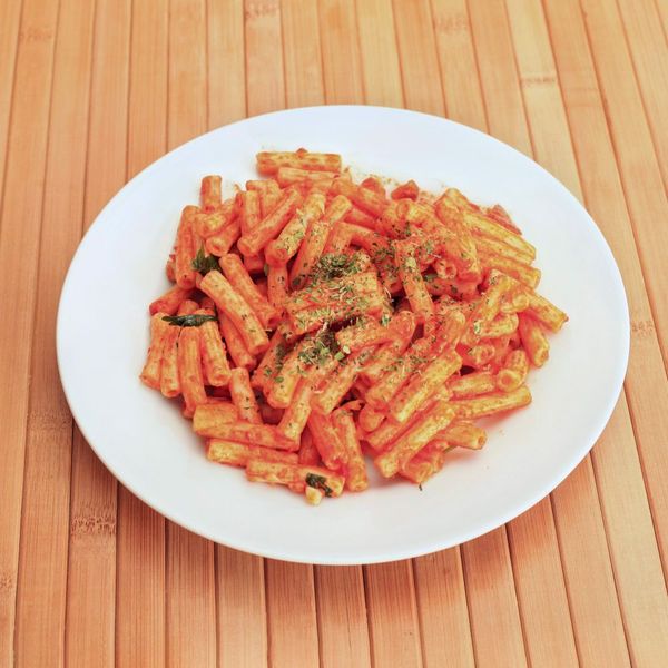 Kremalı Tavuklu Makarna