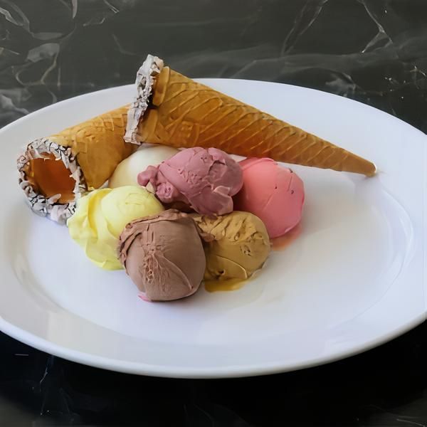 Karışık Dondurma (1 kg.)