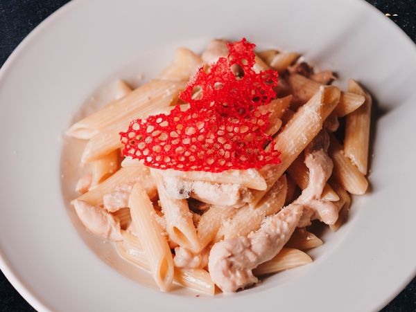 Kremalı Tavuklu Penne