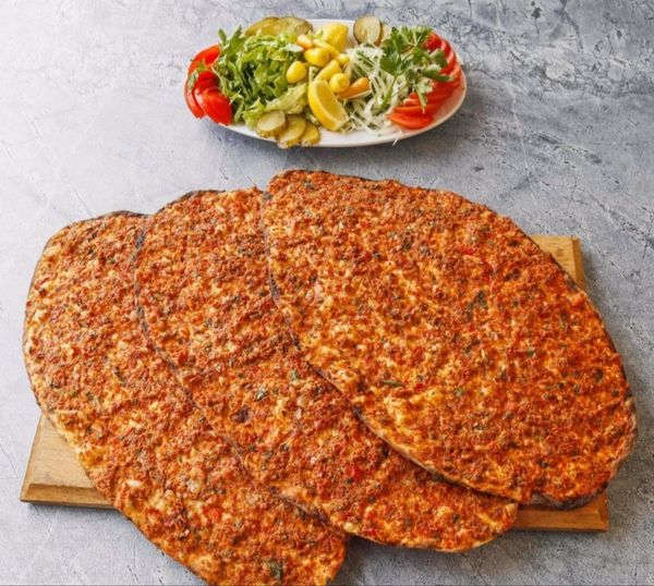 Kürek Lahmacun