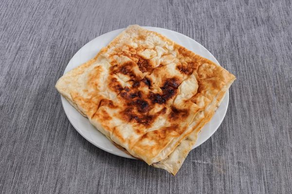 Yumurtalı Kaşarlı Gözleme