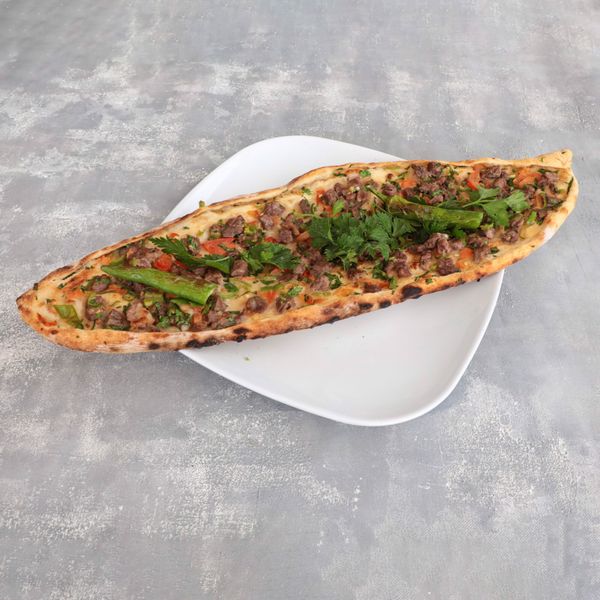 Kuşbaşılı Pide