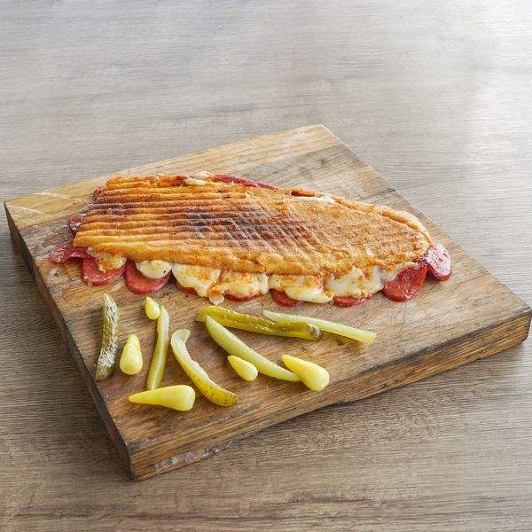 3/4 Ekmek Arası Tavuk Sucuklu Kaşarlı Tost