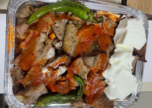 İskender (Et Dönerden) (1.5 Porsiyon)