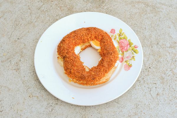 Haşlanmış Yumurtalı Simit