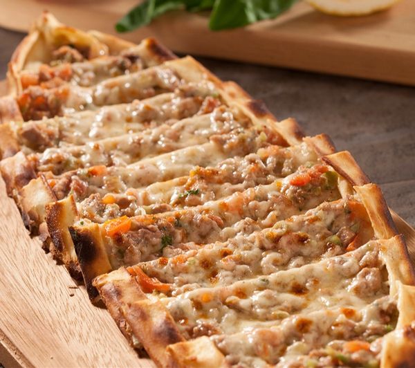 Kıymalı Kaşarlı Pide Menü