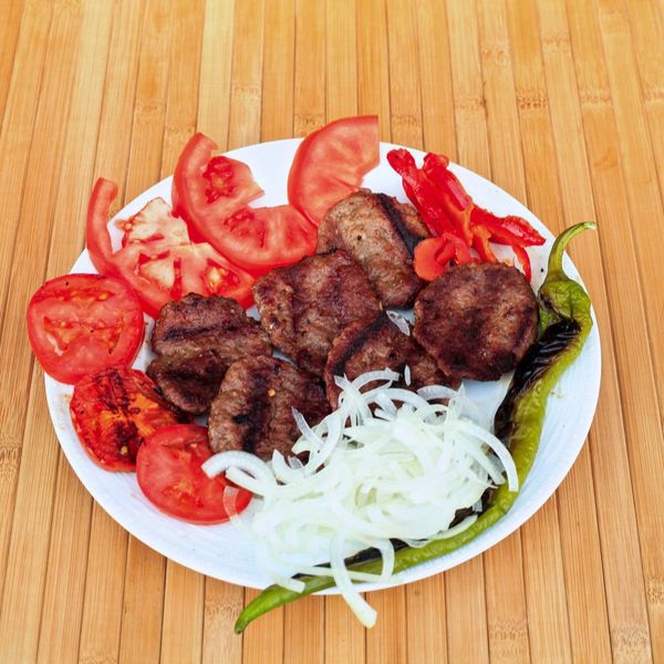 Izgara Köfte (1 kg,)