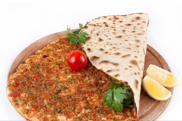 Aile menü 8 lahmacunu+ 1 litre kola