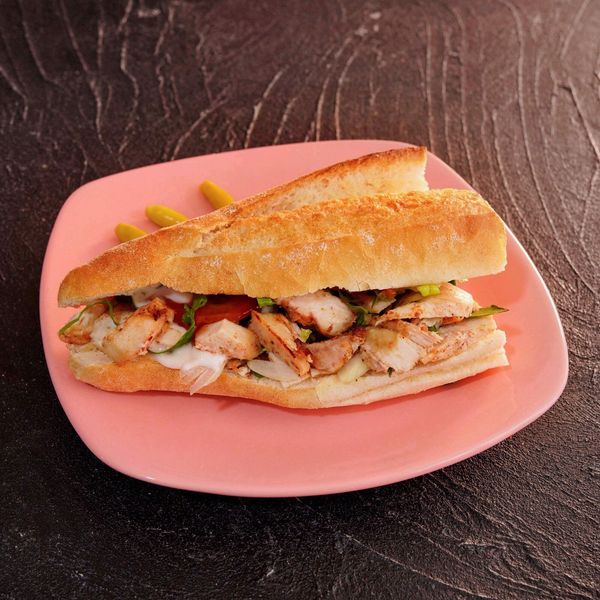 Yarım Ekmek Arası Tavuk Döner