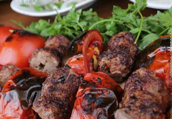 Domatesli Kebap
